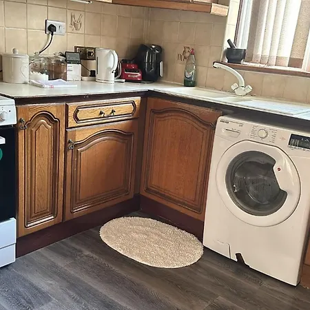 In Rose Meare Gardens Vendégház