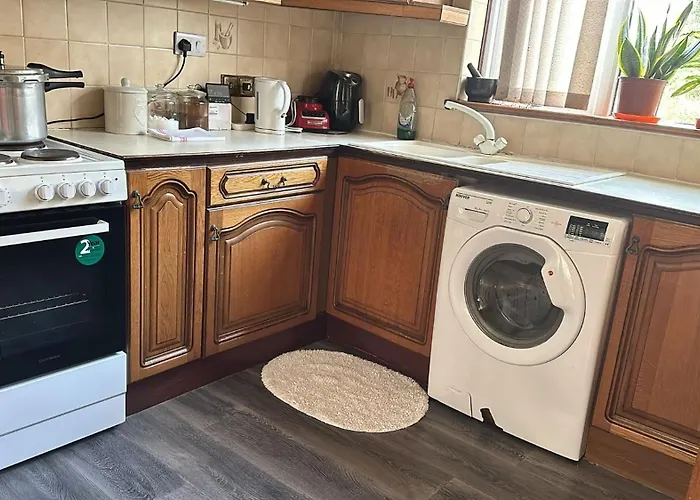 In Rose Meare Gardens Penzion