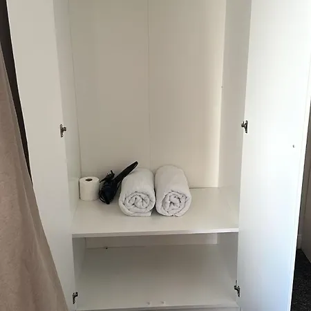 Pensionat In Rose Meare Gardens